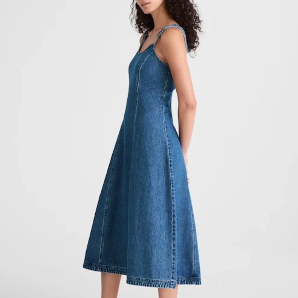 Madewell camby wash Denim Scoopneck Midi Dress - Picture 3 of 7